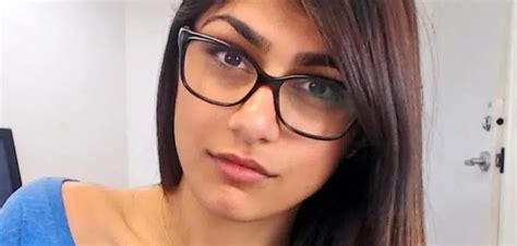 mia khalifa qui se masturbe|mia khalifa masturbandose Search